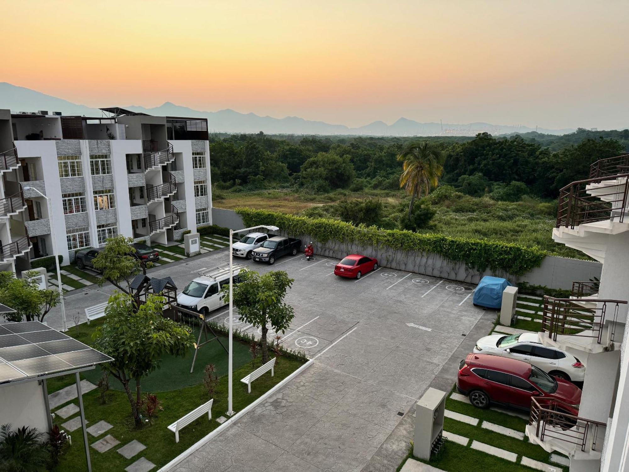 Penthouse Manzanillo Exclusivo Con Alberca Apartment Exterior photo